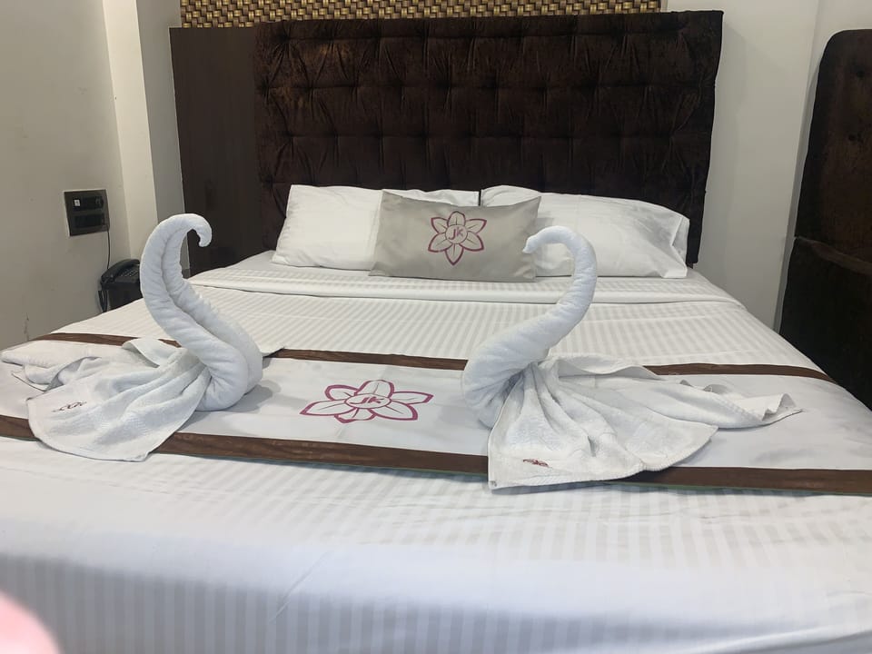 Deluxe Ac Rooms | 1 bedroom, Egyptian cotton sheets, premium bedding, memory foam beds