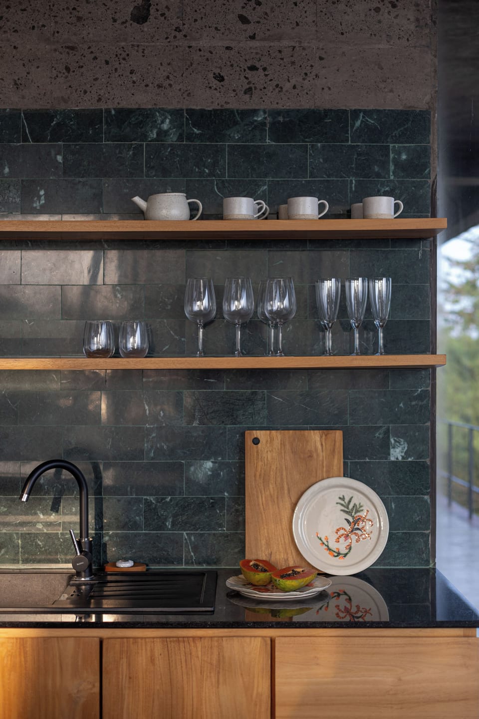 Exclusive Villa | Private kitchen | Electric kettle, kitchen island
