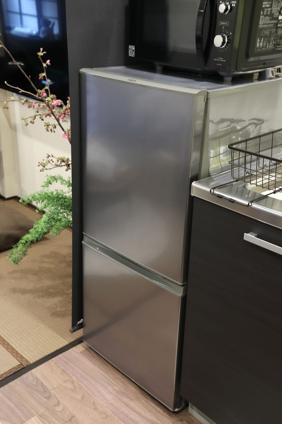 2 Bedrooms House | Private kitchen | Fridge, microwave, stovetop, coffee/tea maker