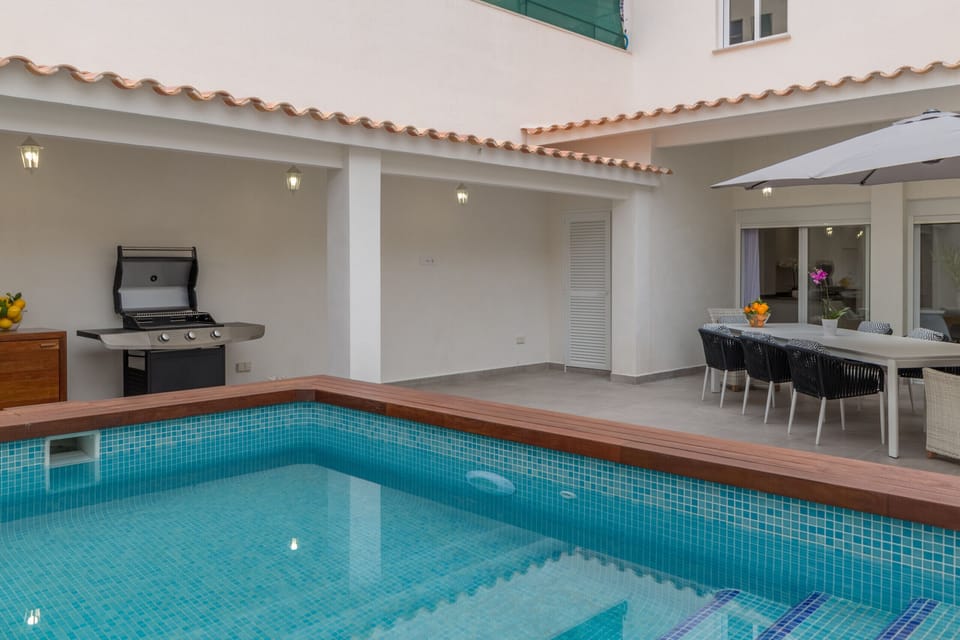House with pool in the heart of Palma