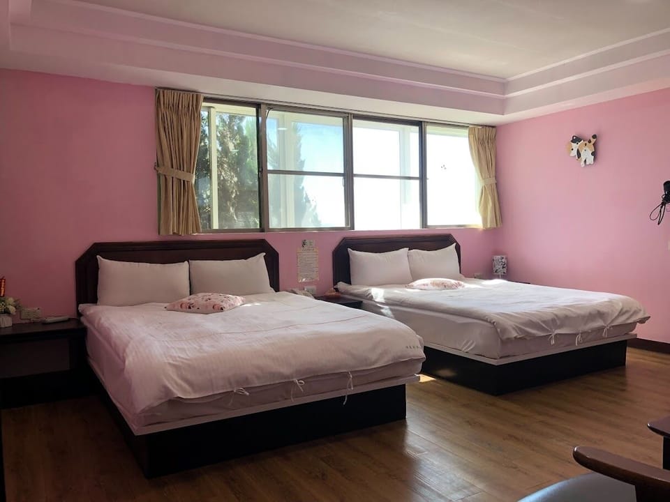 Standard Quadruple Room | Desk, blackout drapes, free WiFi, bed sheets
