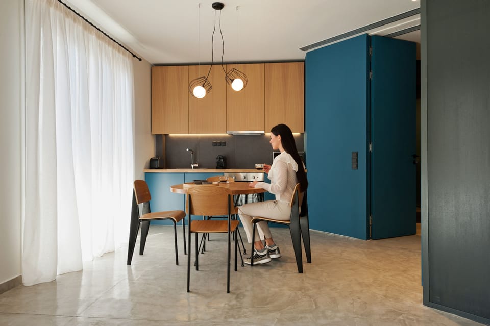 Apartment, 2 Bedrooms, City View | In-room dining