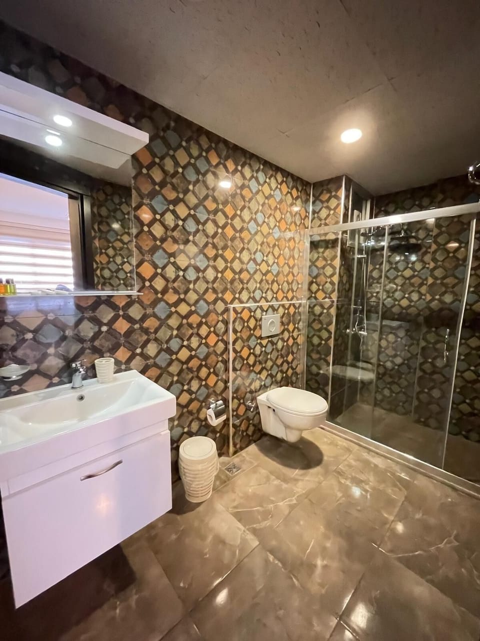 Shower, slippers, shampoo