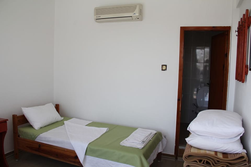 1 bedroom, in-room safe, desk, blackout drapes