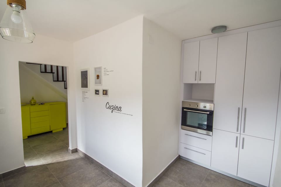 Family Villa | Private kitchen | Full-size fridge, oven, stovetop, dishwasher