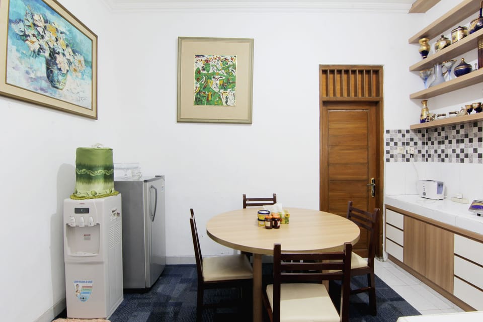 Family Room | Private kitchen