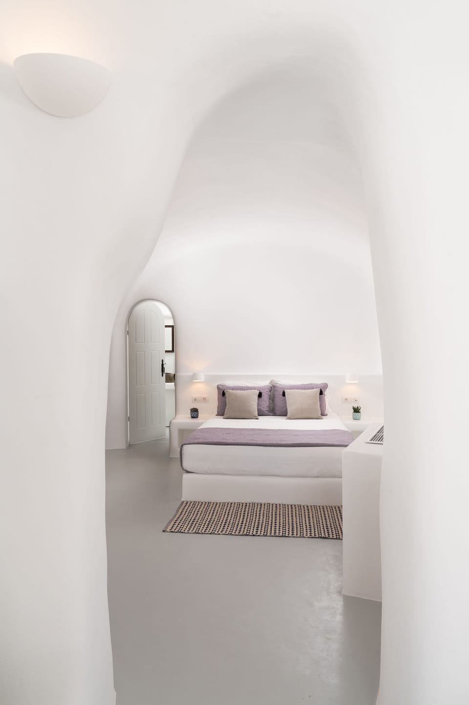 Superior Suite, Terrace (Outdoor Plunge Pool, Caldera View) | 1 bedroom, premium bedding, in-room safe, soundproofing