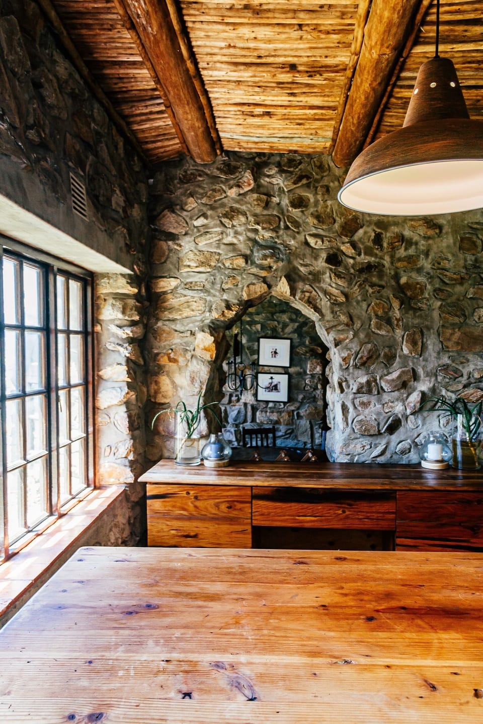 Royal House, 6 Bedrooms, Oceanfront | Shared kitchen | Full-size fridge, microwave, oven, stovetop