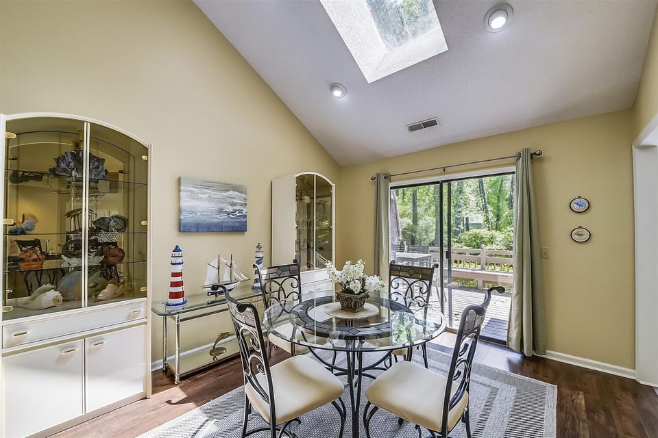 Main Level-Dining Room