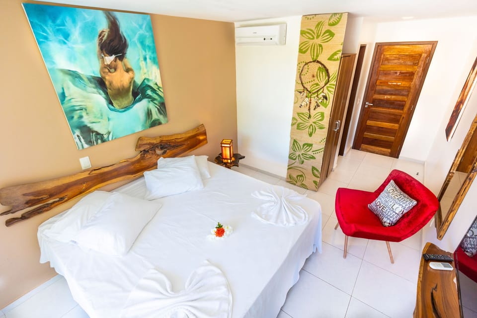 Superior Room, 1 King Bed, Garden View | Free WiFi, bed sheets
