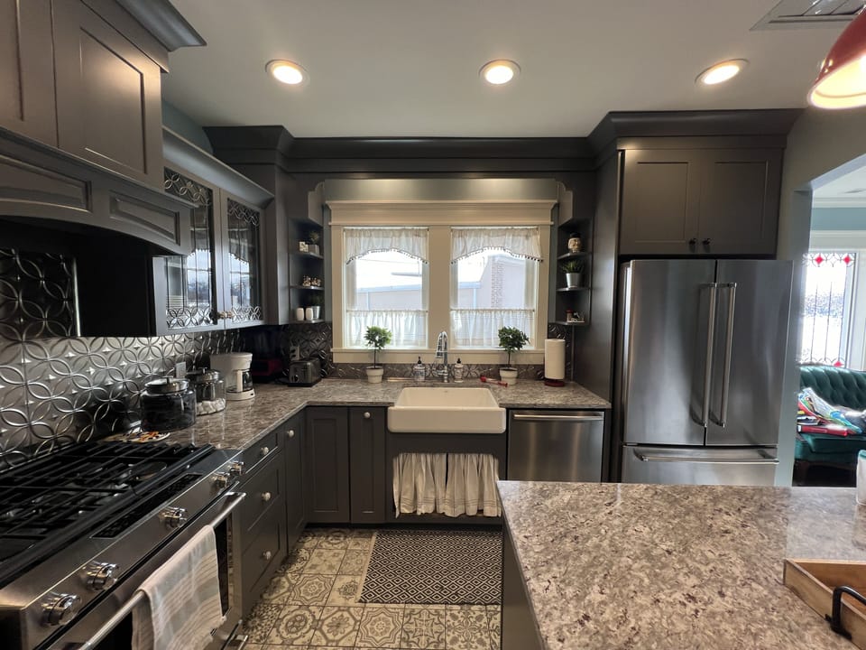 Full Kitchen