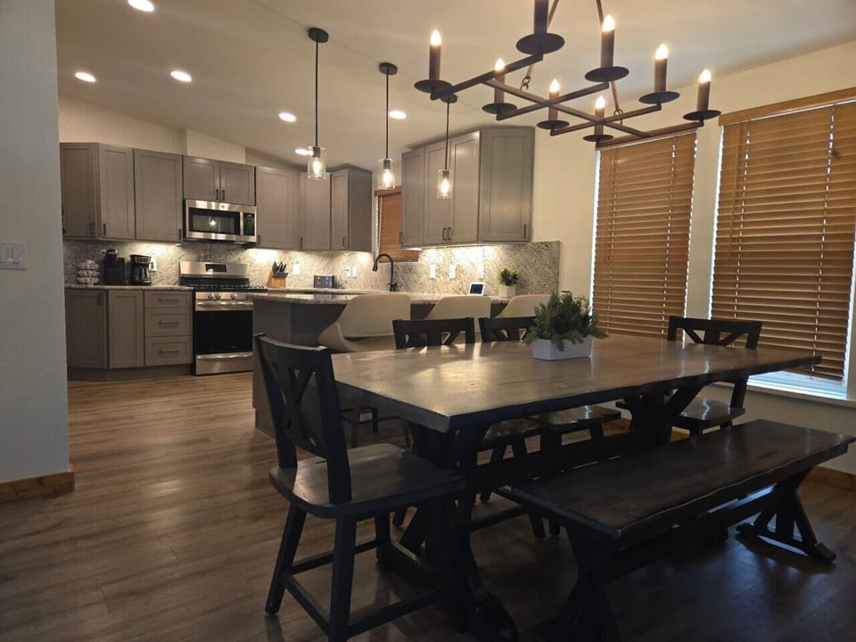 Kitchen and dining area