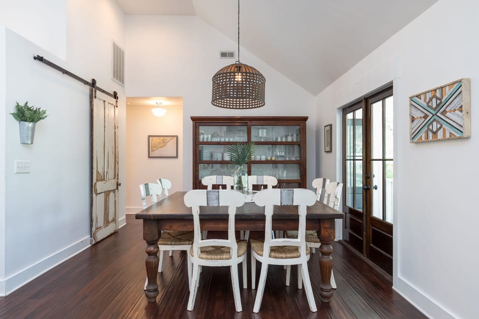 Dining area with seating for 8