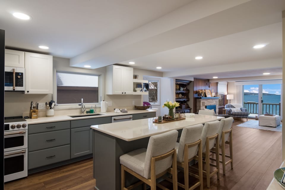 Kitchen island