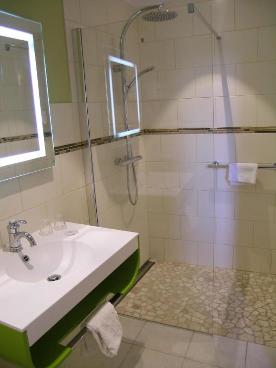 Hair dryer, towels, soap, shampoo
