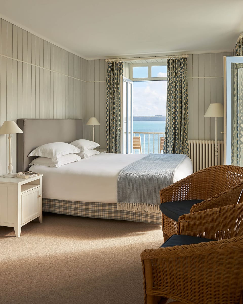Superior Room, Sea View | In-room safe, individually decorated, individually furnished, desk