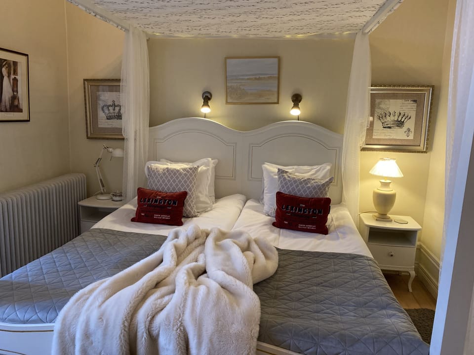 Suite Junior | Living area | Flat-screen TV