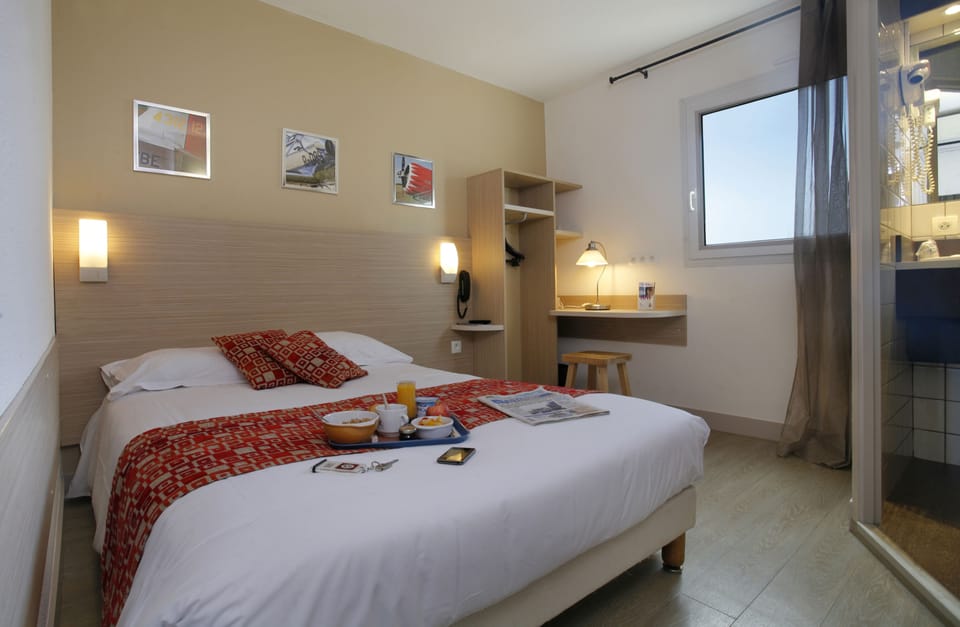 Comfort Double Room | Premium bedding, desk, soundproofing, iron/ironing board