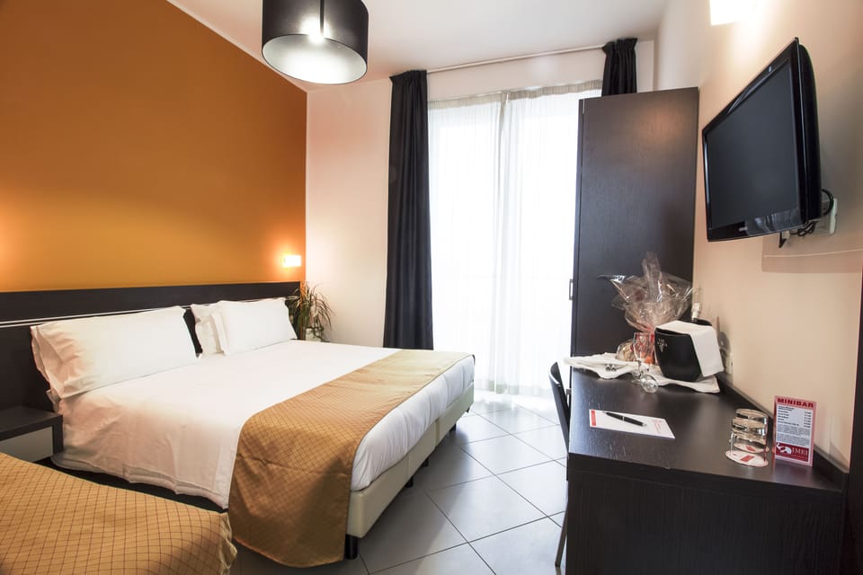 Minibar, in-room safe, desk, blackout drapes