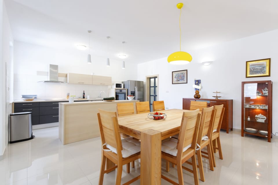 Villa, 3 Bedrooms, Private Pool | In-room dining