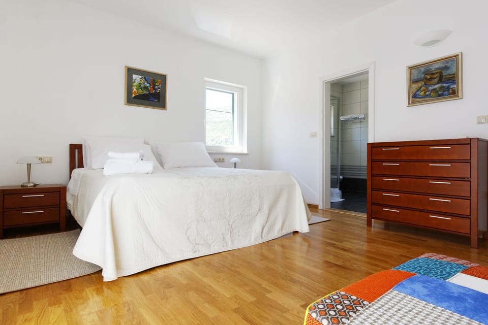 Villa, 3 Bedrooms, Private Pool | Desk, soundproofing, iron/ironing board, free cribs/infant beds