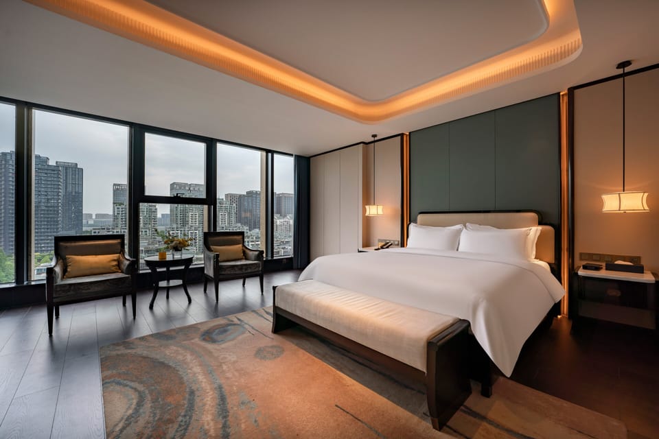 Premium bedding, pillowtop beds, minibar, in-room safe