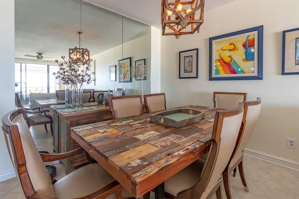 P303_dining1