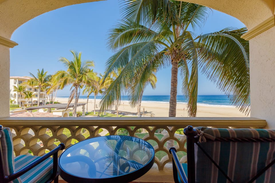 Condo, 2 Bedrooms | Exterior
