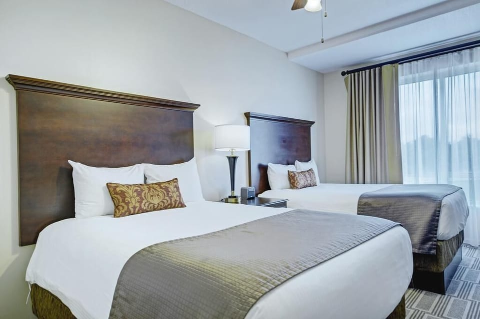 2 Bedroom Deluxe