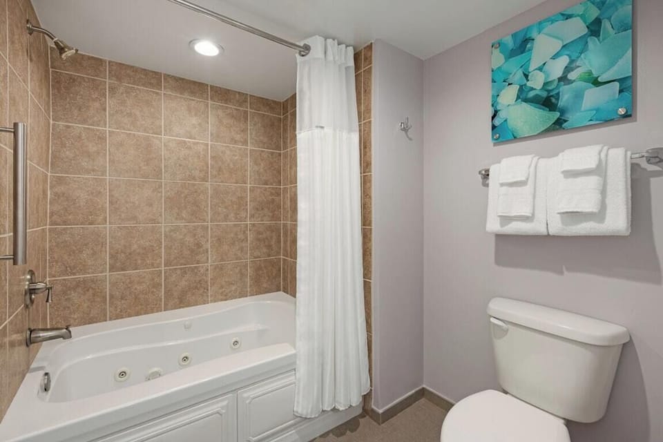 Three Bedroom Deluxe Oceanfront