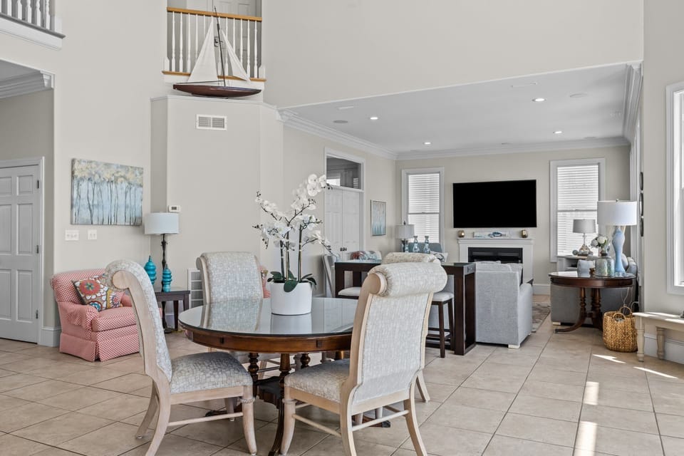 4 Dining table