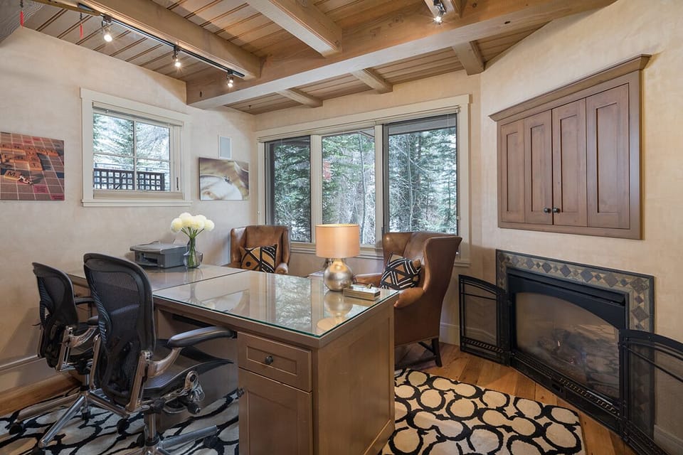 25-Telluride-River-Bliss-Office-v12.jpg