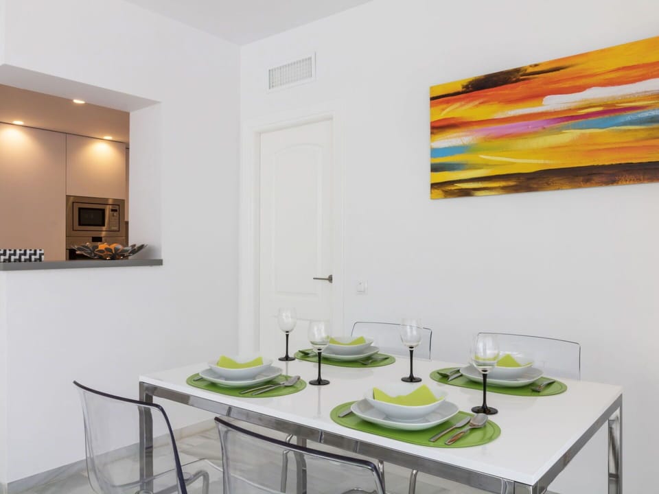 Room, Interior Design, Property, Yellow, Table, Furniture, House, Dining Room, Building, Ceiling