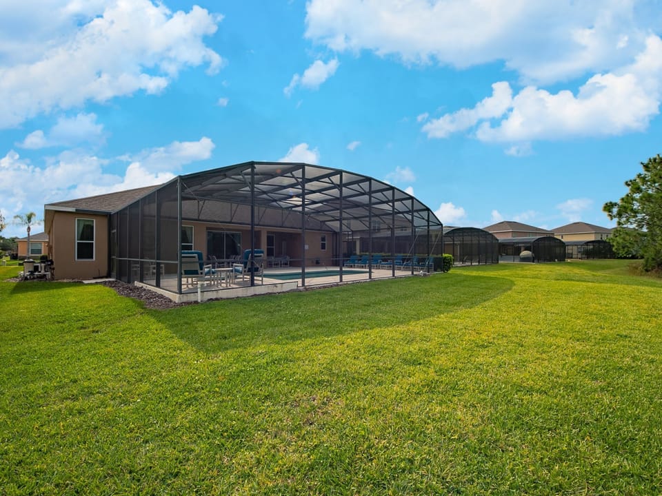 Lanai Exterior