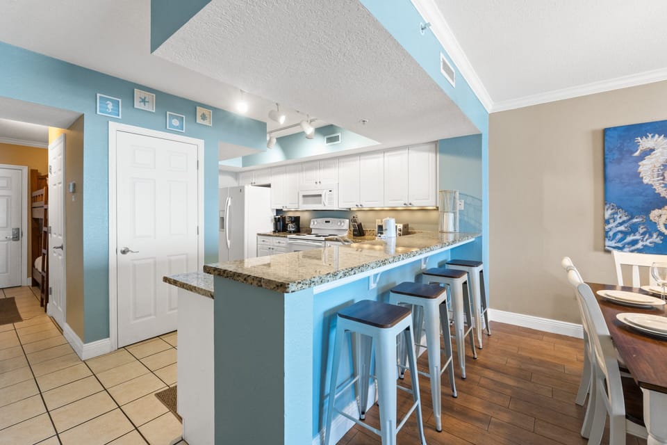 Full Size Kitchen