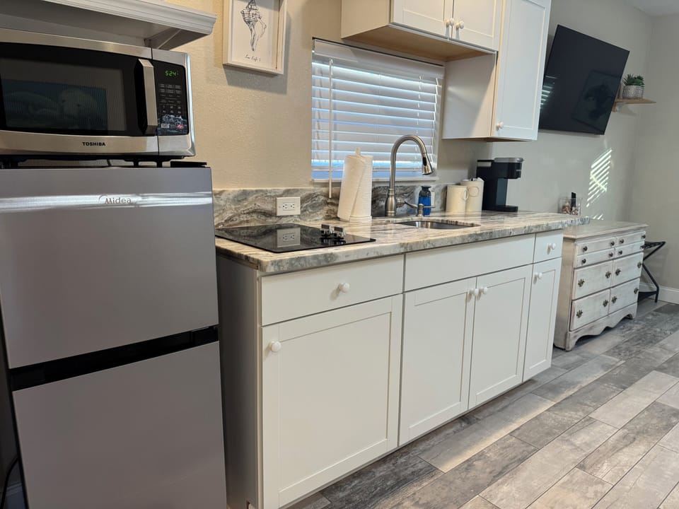 Kitchenette