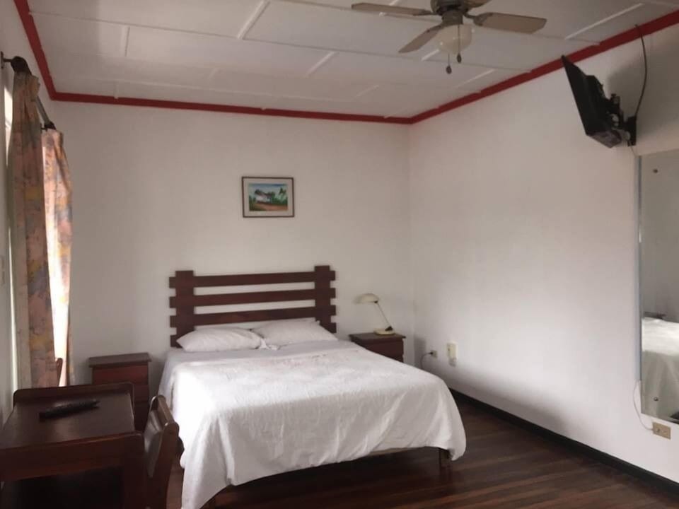 Suite, City View | 1 bedroom, iron/ironing board (on request), WiFi (free), bed sheets