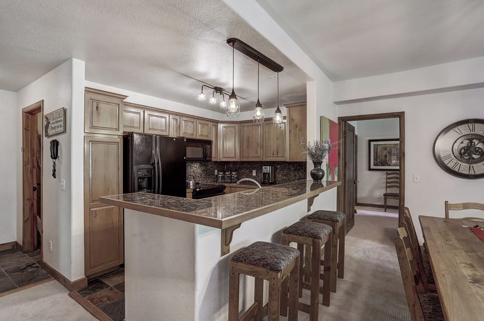 Kitchen, Tyra Riverbend 213, Breckenridge Vacation Rental