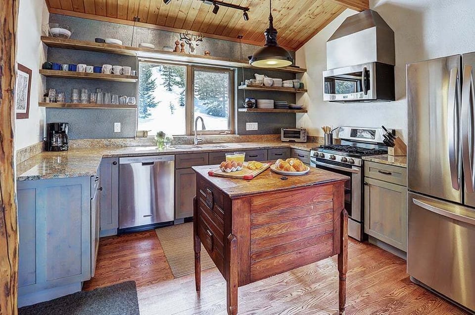 Kitchen - Lodge at Boreas Pass - Breckenridge Vacation Renal