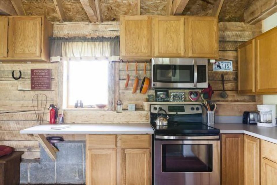 Full Kitchen