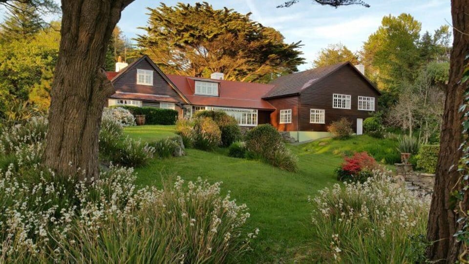 Westerly House overlooking Bantry Bay