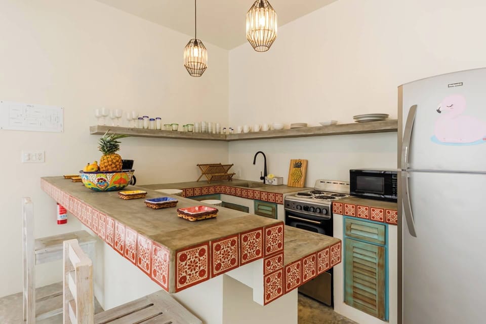 Comfort Apartment, 4 Bedrooms (Villa 6) | Private kitchen | Full-size fridge, microwave, oven, stovetop
