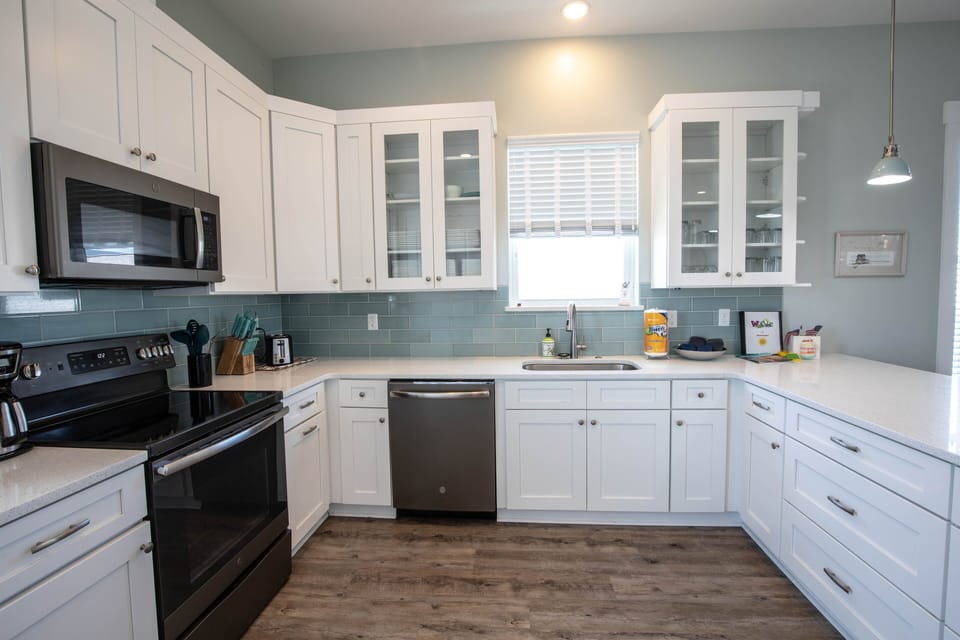 Kitchen b