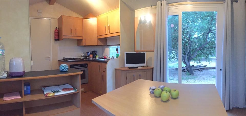 Full Kitchen facilities