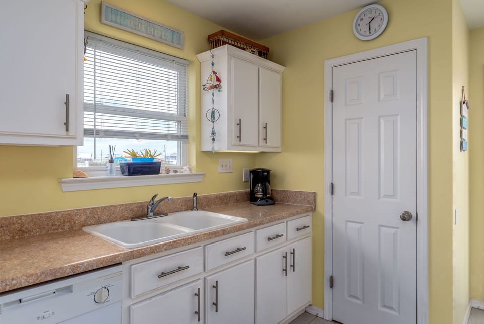 38 - kitchen 3