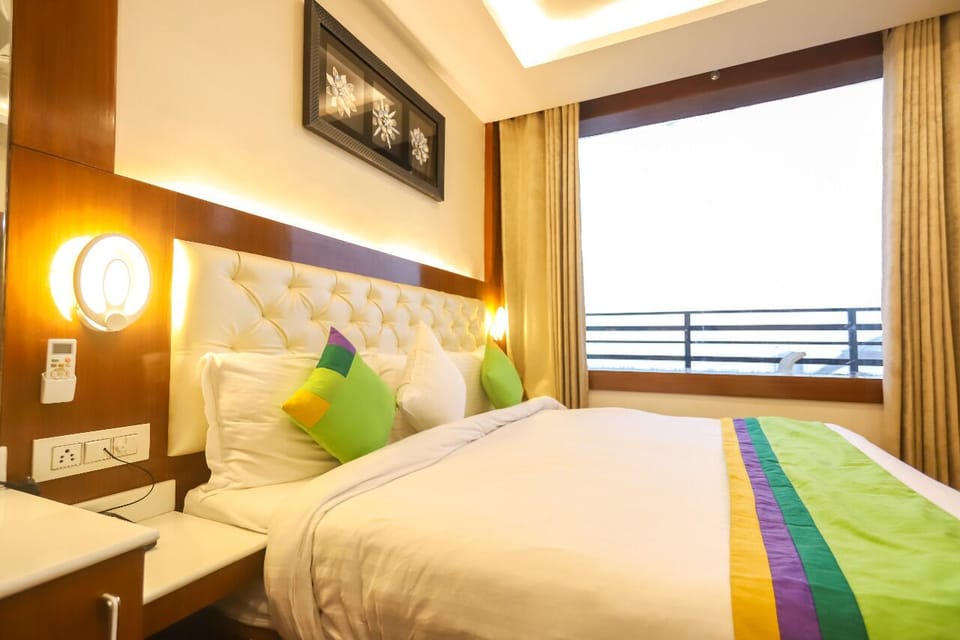 Super Deluxe Room  | Free WiFi, bed sheets