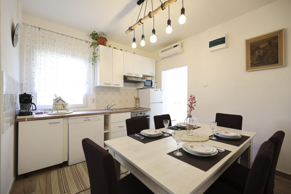 Apartment Rustica  with pool view