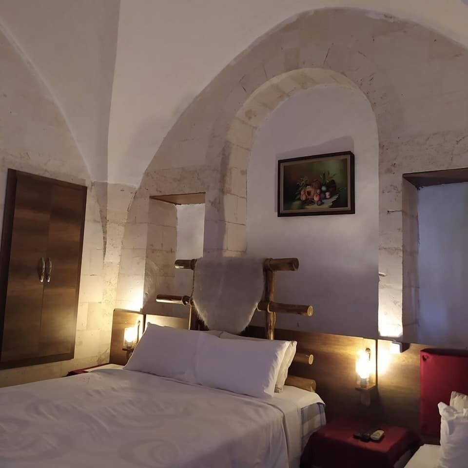 Deluxe Duplex, 1 Bedroom, Non Smoking, Courtyard View | Premium bedding, minibar, individually furnished, desk