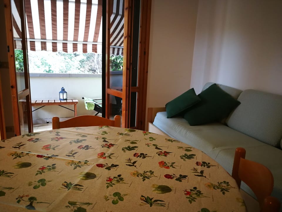 Dining space 
