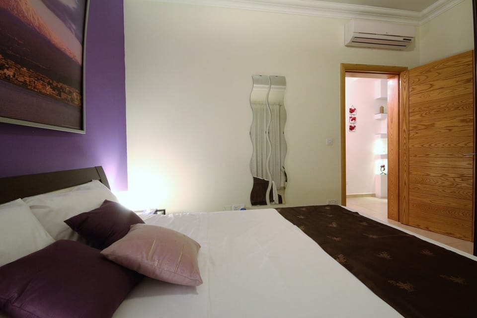 Second double bed with terrace